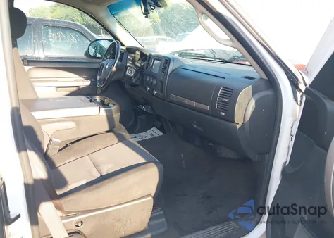 2010 Chevrolet Silverado 1500 Lt from USA, damaged, VIN 1GCSCSE05AZ103786